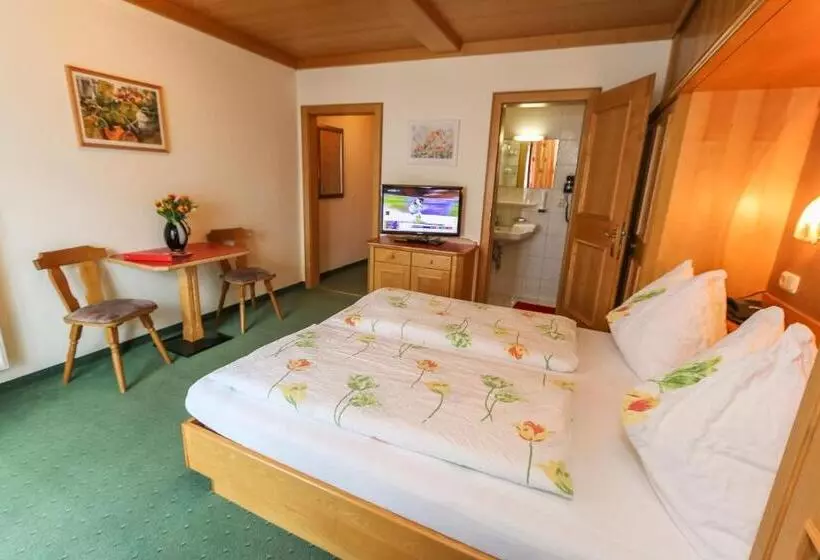 Alpenhotel Tauernstüberl