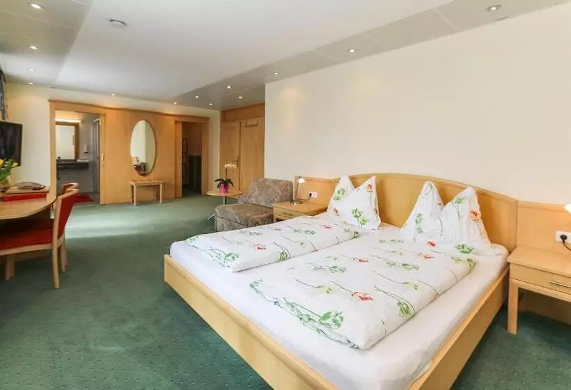 Alpenhotel Tauernstüberl