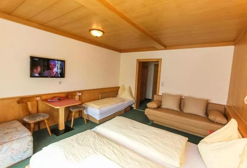 Alpenhotel Tauernstüberl