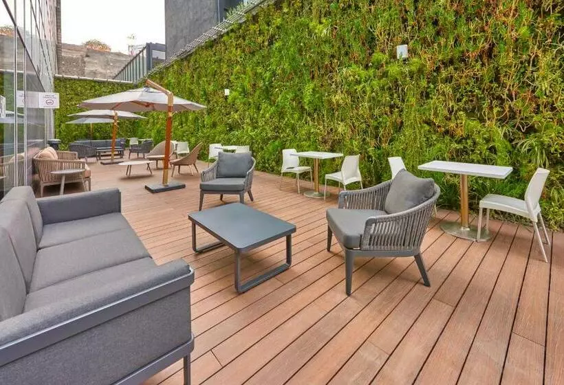 City Express Suites by Marriott Ciudad de México Santa Fe