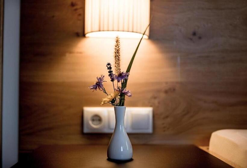 Die Barbara Appartements & Zimmer