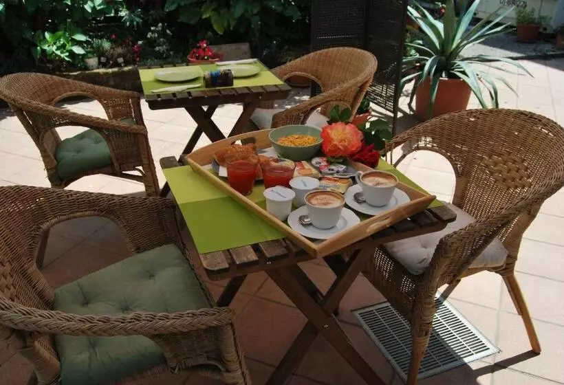 Hotelli Albergo Salerno