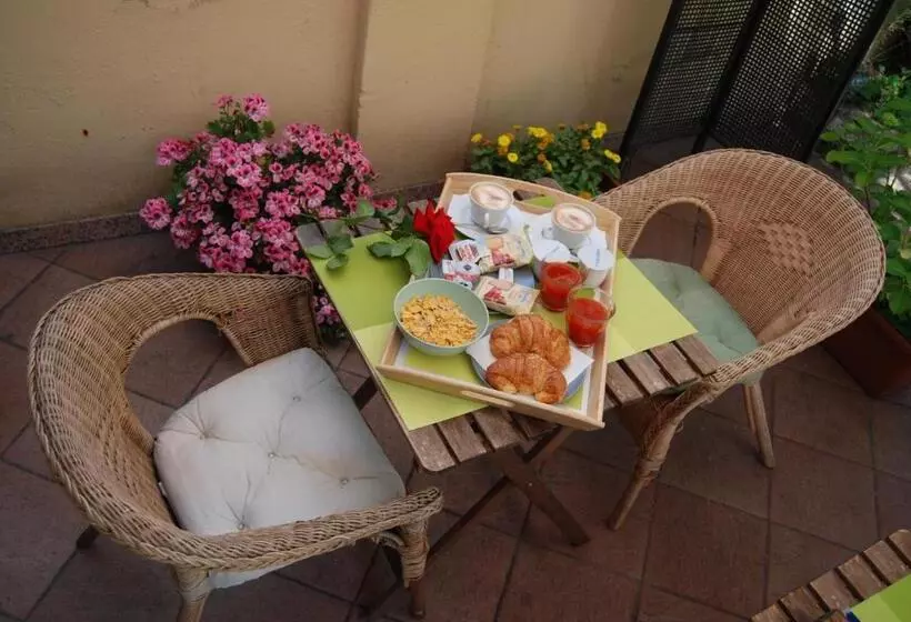 Hotelli Albergo Salerno