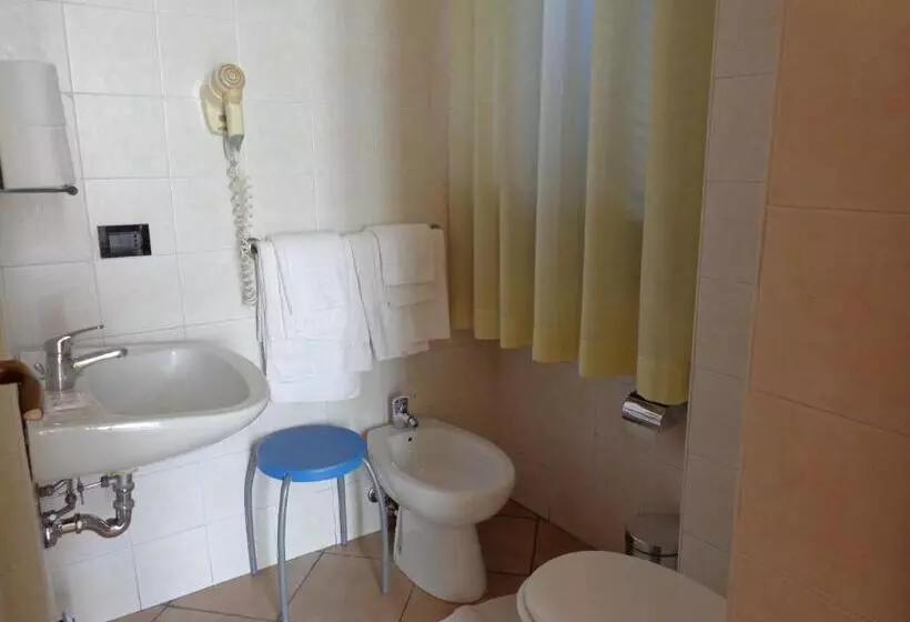 Hotelli Albergo Salerno