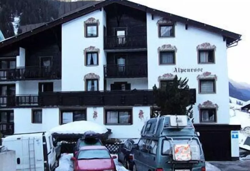 Отель Alpenrose