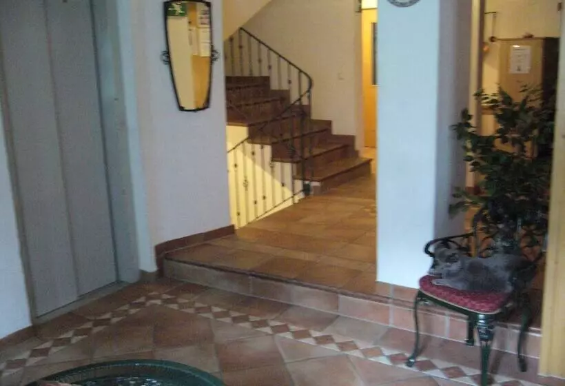 Отель Alpenrose