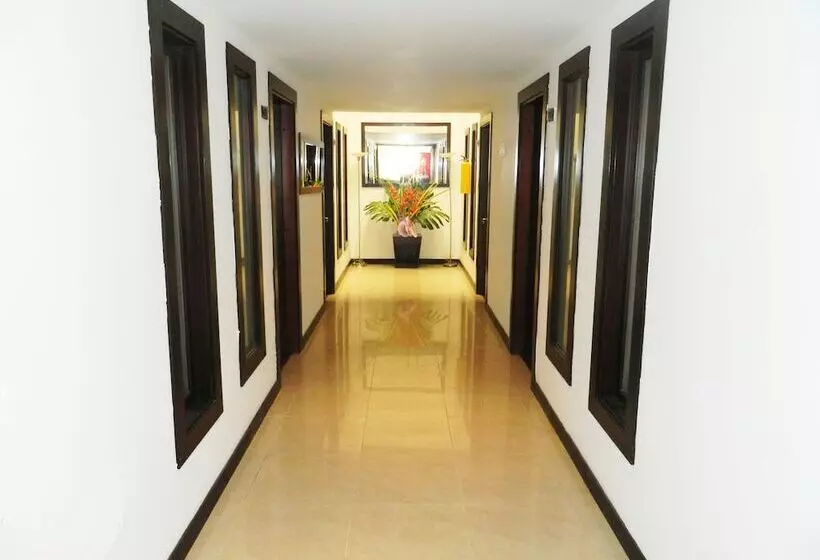 ホテル Bogota City