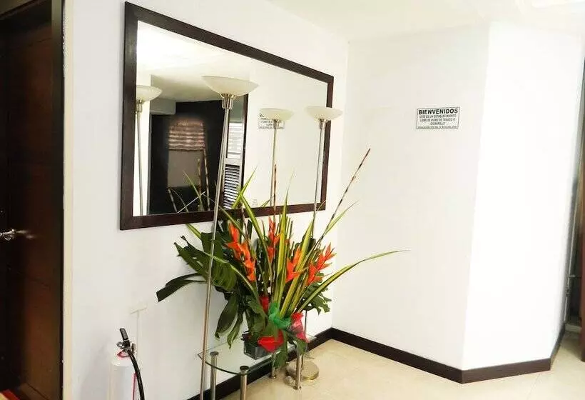 ホテル Bogota City