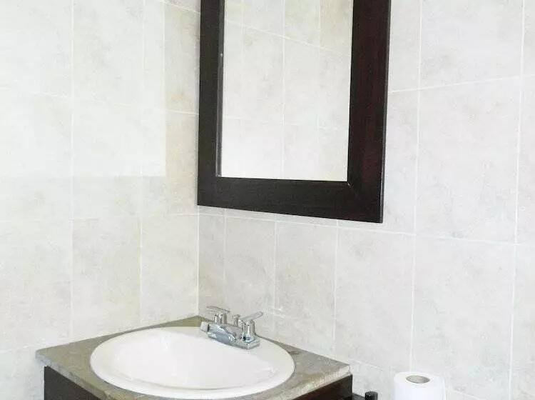 ホテル Bogota City