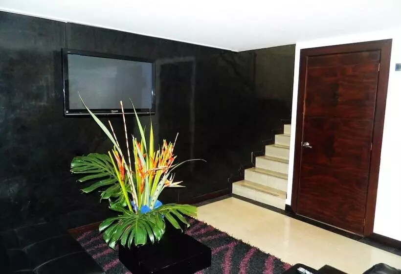 ホテル Bogota City