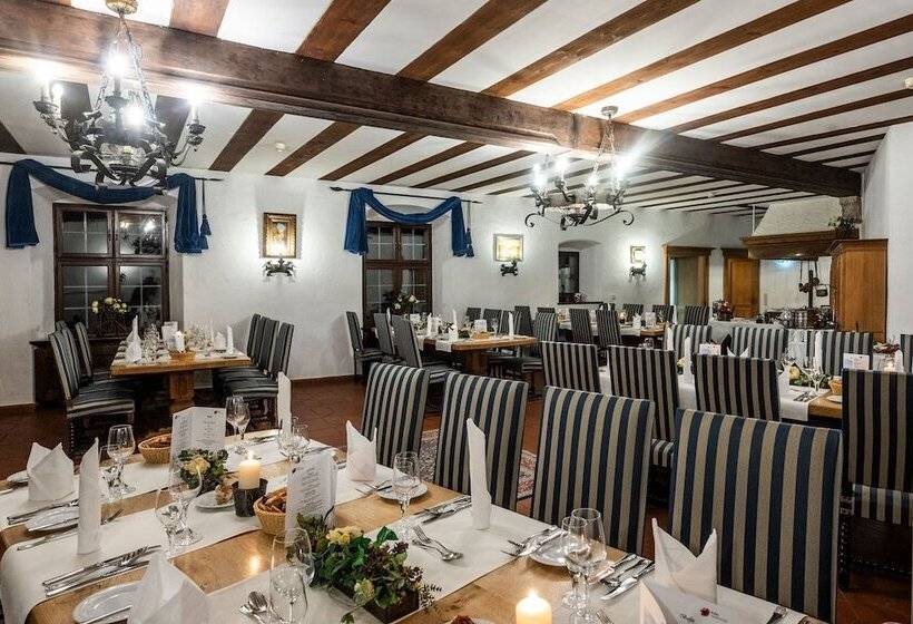 فندق Burg Rabenstein