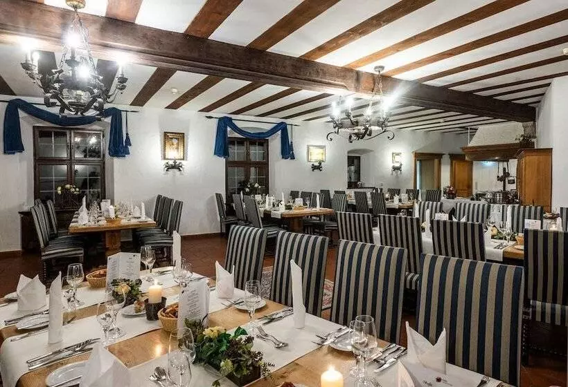 فندق Burg Rabenstein