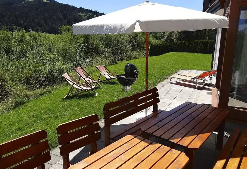 ホテル Chalet Das Atrium