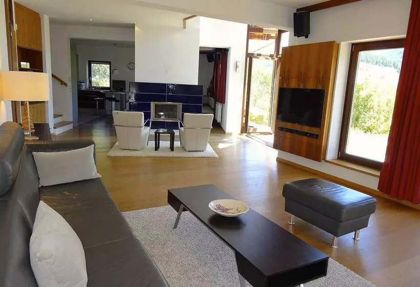 ホテル Chalet Das Atrium