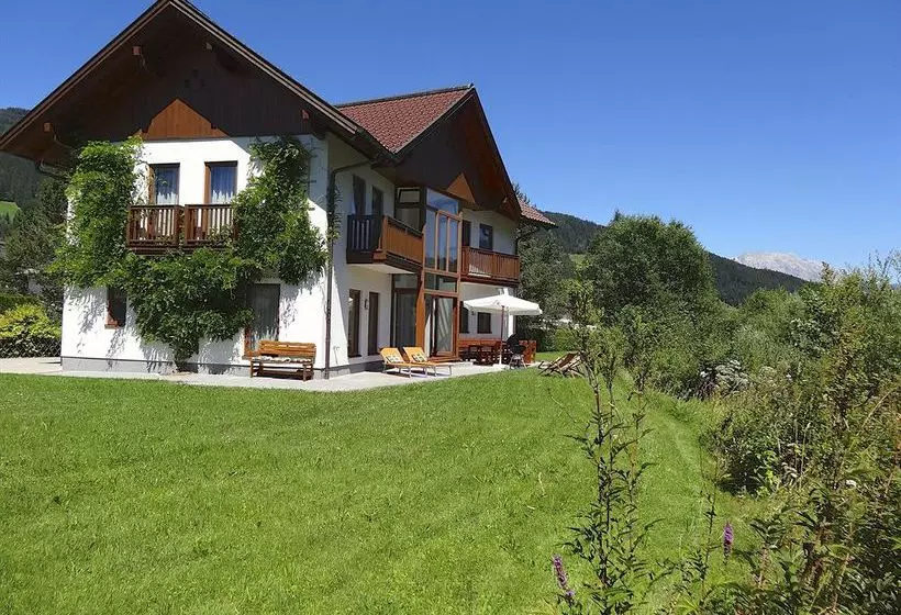 ホテル Chalet Das Atrium