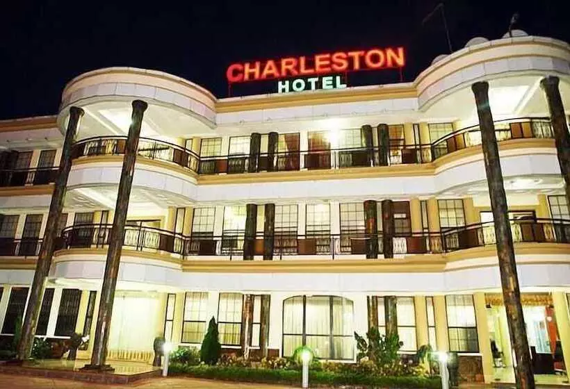 فندق Charleston