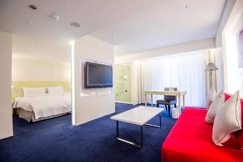 هتل 台北馥華商旅 松江館