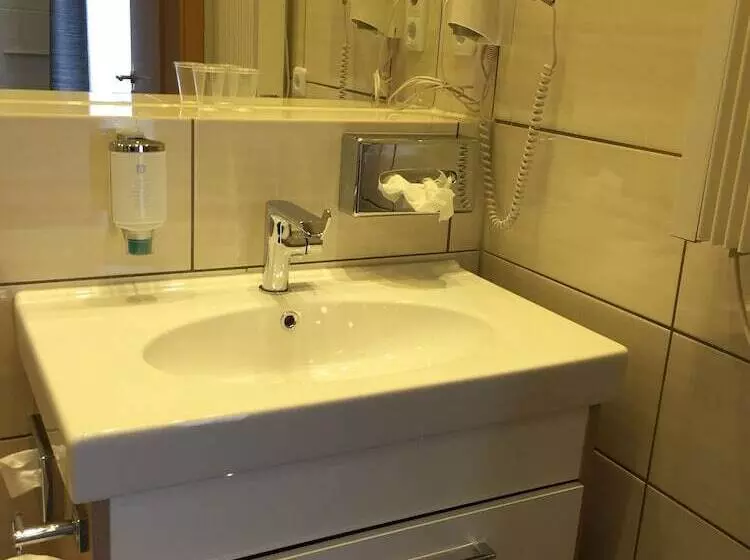 בית מלון כפרי Holl Beyra