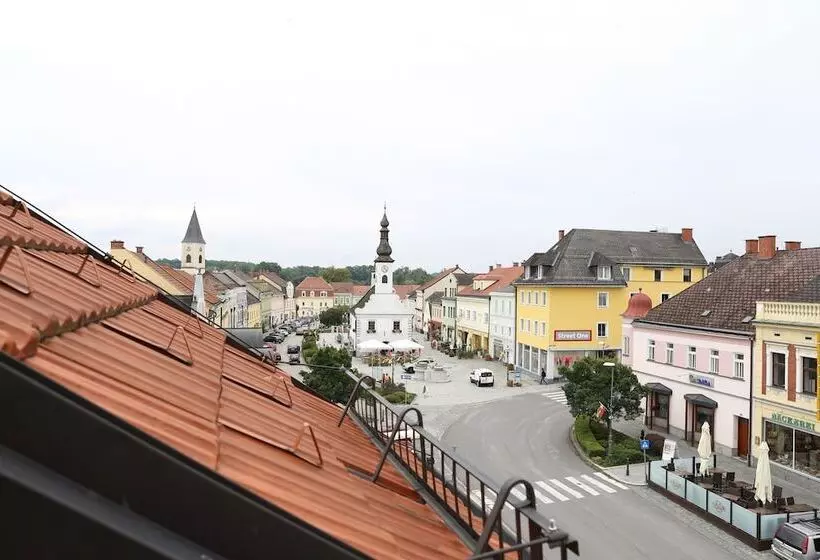 ホテル & Restaurant Stern