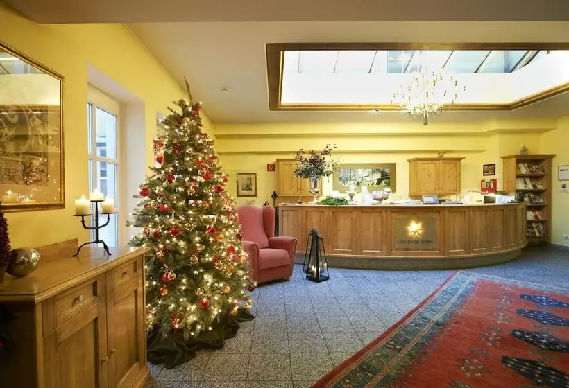 ホテル & Restaurant Stern