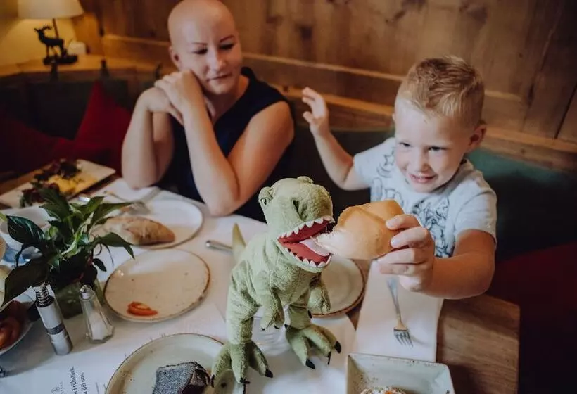 ホテル & Restaurant Stern