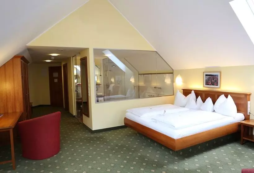 ホテル & Restaurant Stern