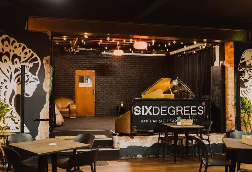 Hotel Six Degrees Boutique