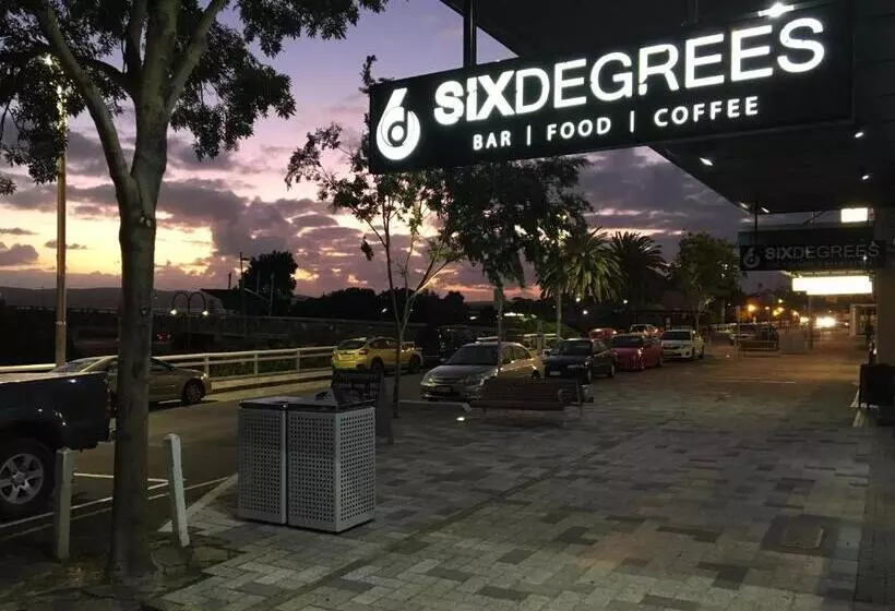 Hotel Six Degrees Boutique