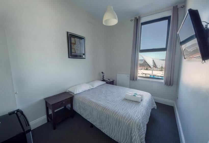 בית מלון כפרי Six Degrees Boutique