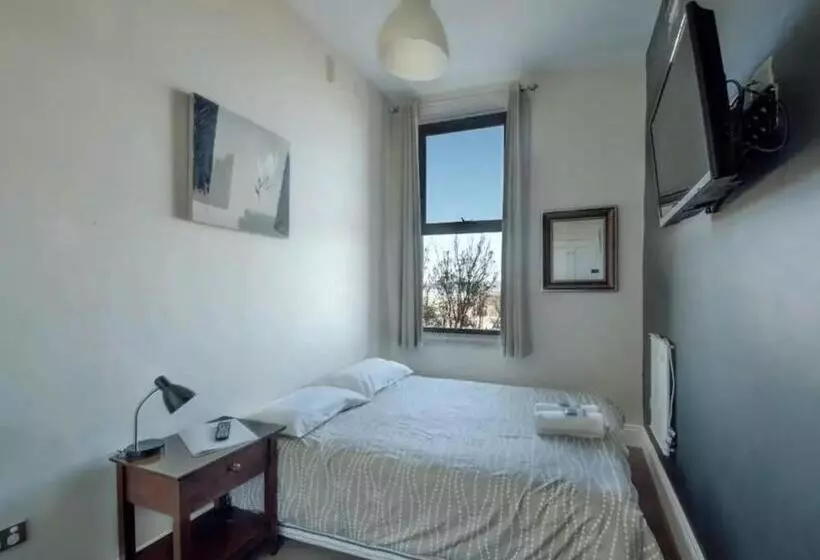 Hotel Six Degrees Boutique