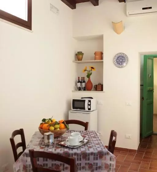 La Paranza Apartments