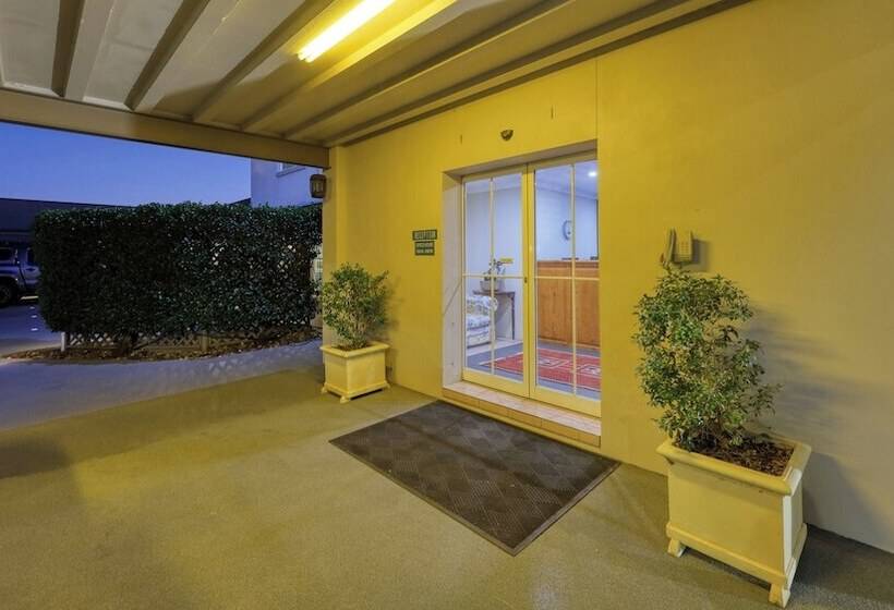 Мотель Breakout Motor Inn