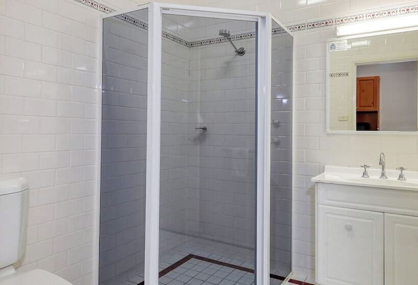 Мотель Breakout Motor Inn