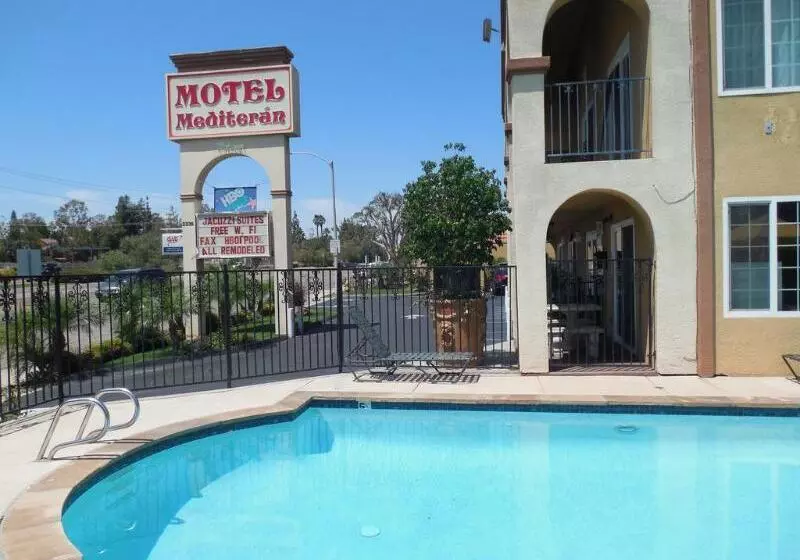 Motel Mediteran Escondido