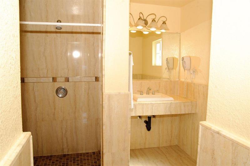 Motel Mediteran Escondido