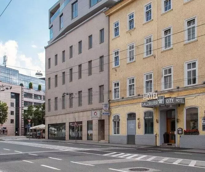 ペンション Urban Stay Salzburg City