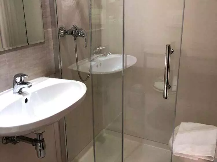 ペンション Urban Stay Salzburg City