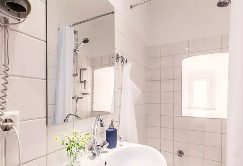 ペンション Urban Stay Salzburg City