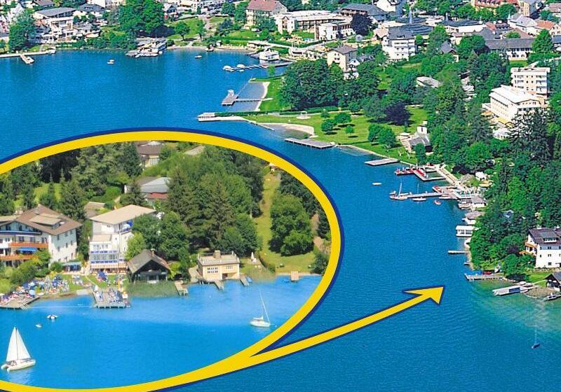 Resort Barry Memle Directly At The Lake