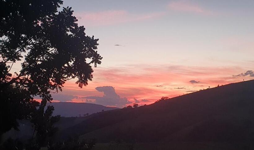 민박 Ellementares Guest House