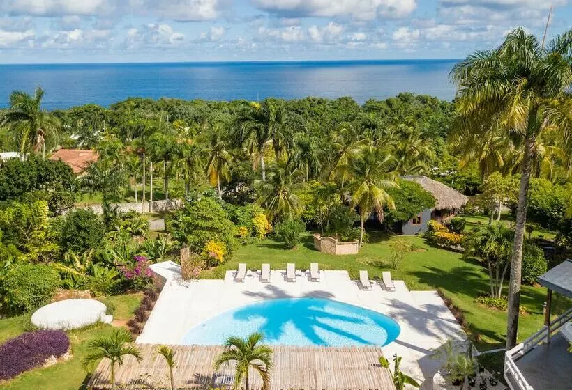 Hotelli Catalina Tropical Lodge