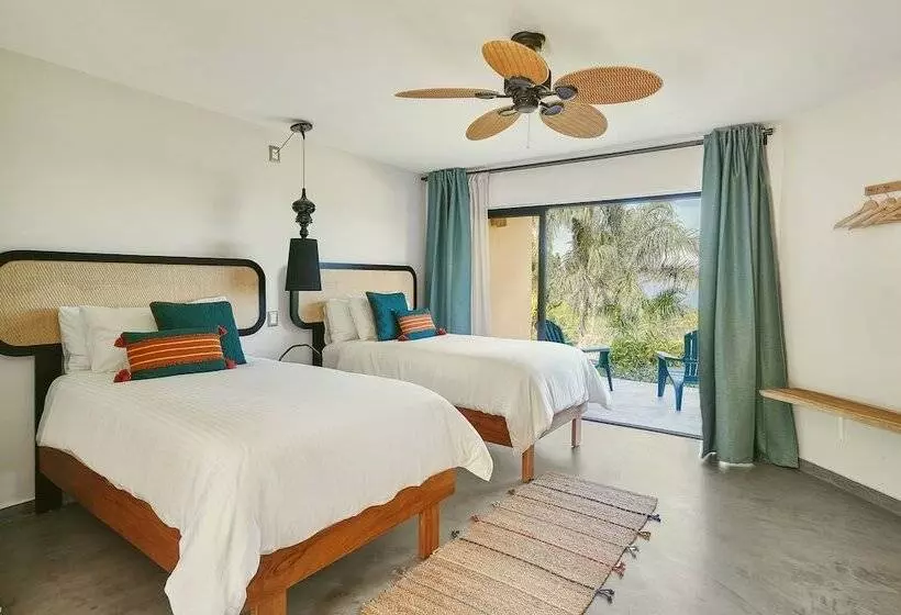 Hotelli Catalina Tropical Lodge