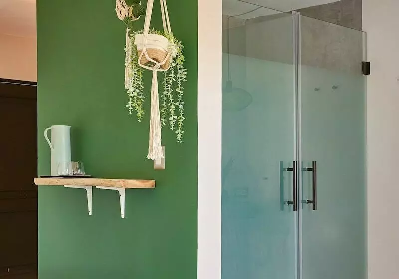 Hotelli Catalina Tropical Lodge