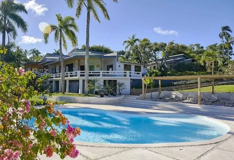 Hotelli Catalina Tropical Lodge