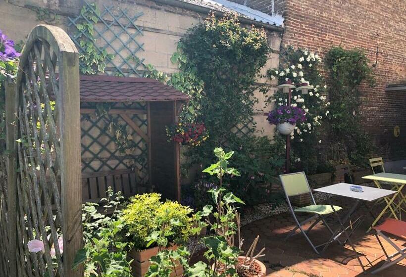 ホテル Hôtel Le Cygne