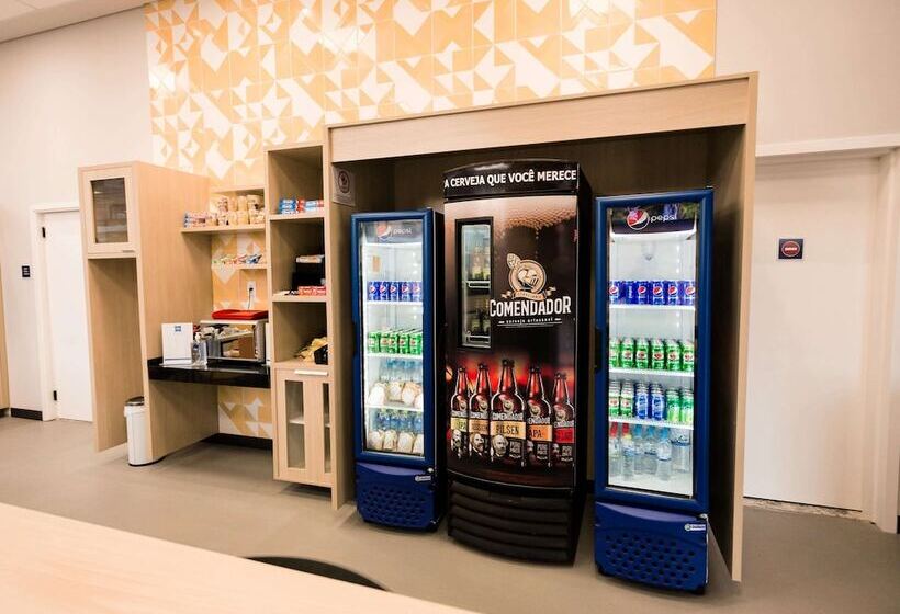 בית מלון כפרי Ibis Budget Capao Bonito