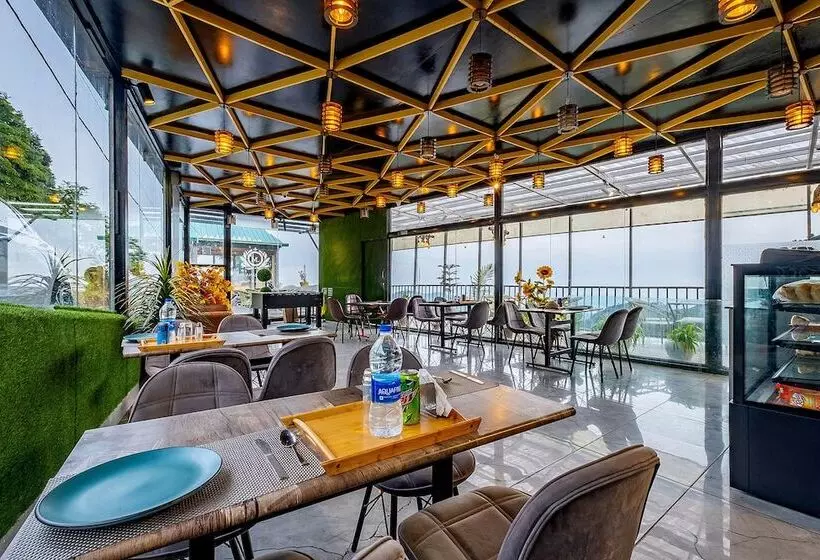 Fabhotel Le Masrana Inn