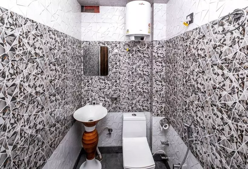 Fabhotel Le Masrana Inn