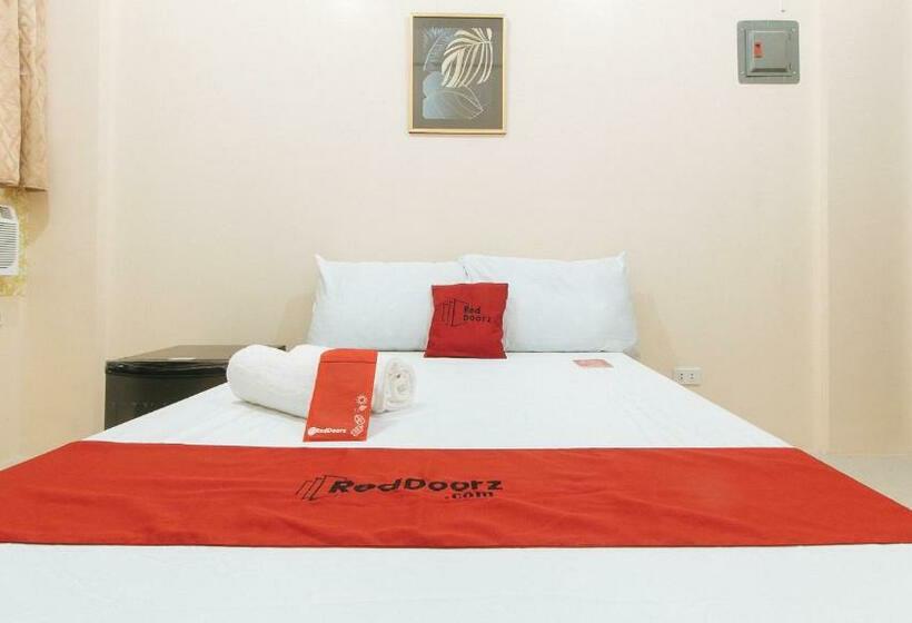 فندق Reddoorz @ Miras Apartelle Angeles Pampanga