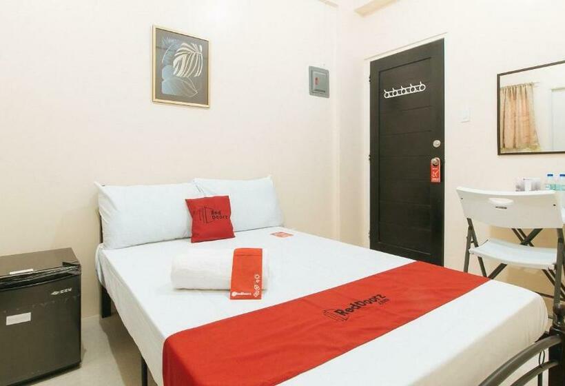 فندق Reddoorz @ Miras Apartelle Angeles Pampanga